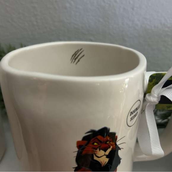 Rae Dunn Disney Villains Mug Set MALEFICENT EVIL QUEEN URSULA CRUELLA SCAR NEW - Picture 8 of 11